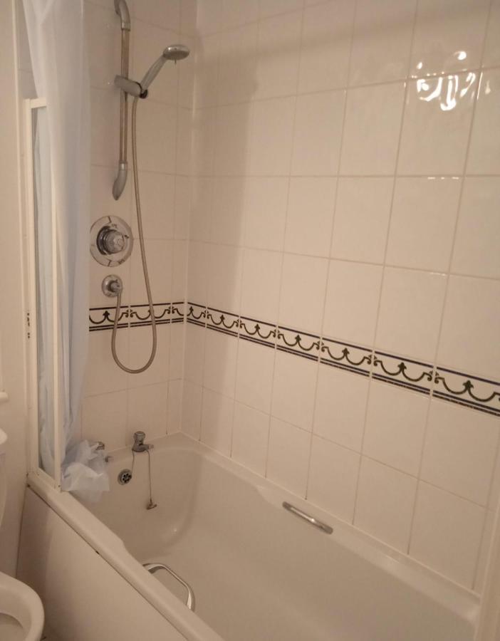 Trendy Rooms & Apartments, Aberdeen - Sk Абърдийн Екстериор снимка